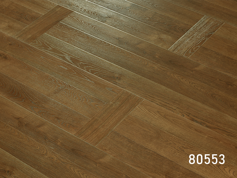 80553  Wood laminate floor